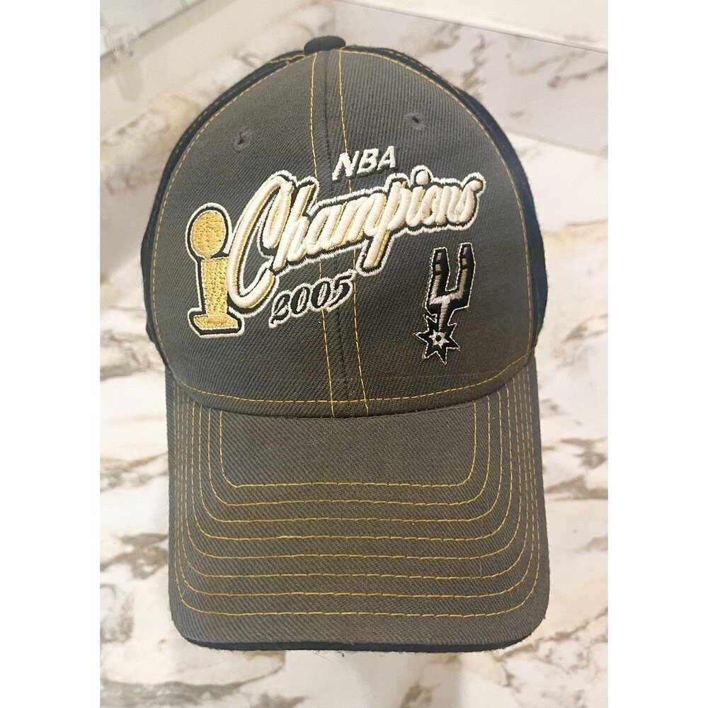 Reebok San Antonio Spurs 2005 NBA Champions Adjustable Hat Cap Black Gray